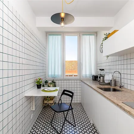 Apartment Near Lisbon Amadora