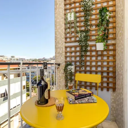 Near Lisbon Апартаменты Амадора
